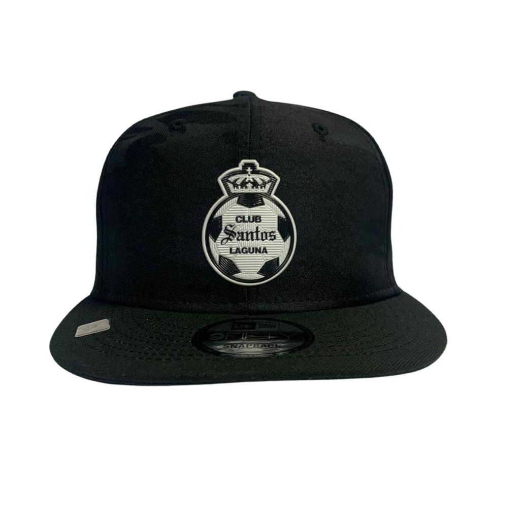 FLAT CAP WITH TEXTURED PATCH