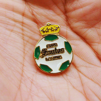 FULL COLOR SHIELD PIN CLUB SANTOS LAGUNA