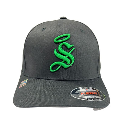 "S" FLEXFIT BLACK CAP