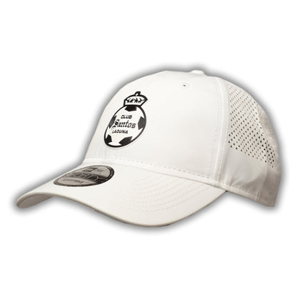 SANTOS WHITE ADJUSTABLE CAP BLACK/WHITE CREST